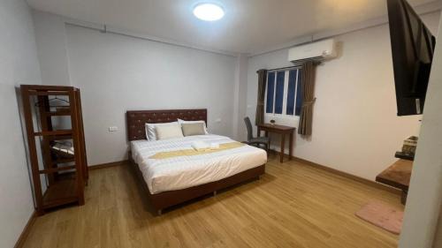 Sattahip Hotel | บ้านตลาด สัตหีบ
