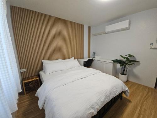 Nakhon Sawan House | บ้านพักซอย 8 โฮสเทล