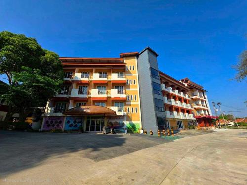 Buriram Hotel | โรงแรม บุรีรัมย์ สิริ รีสอร์ท