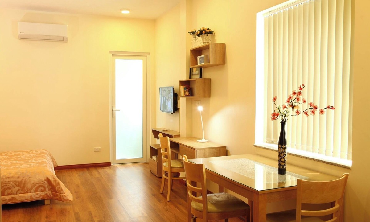 Da Kao House | 1-bedroom apartment windows, balcony, full kitchen, Bathtub in Ho Chi Minh City