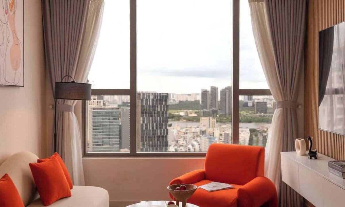 Bach Dang Riverside Apartment | 2BR | 2BA CityView High Floor Near District1