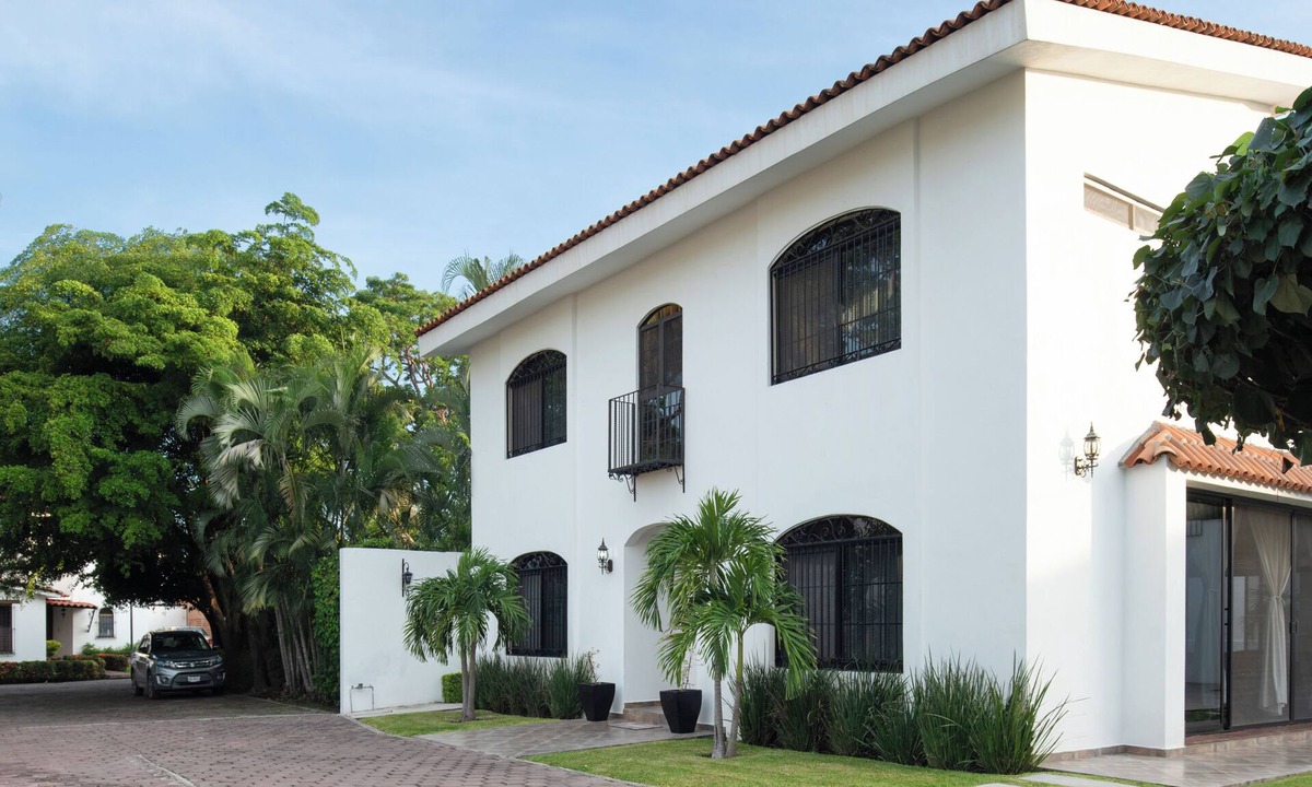 Colima House | 3-bedroom house in serene Colima with cool AC in the bedrooms.