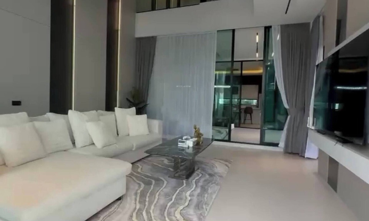 South Pattaya Villa | 5-Bed Luxury villa pool&Jacuzzi 5 Min to WalkingSt