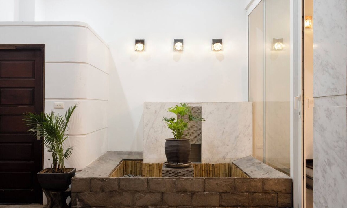 Quang An House | A cozy villa just 3-minute from West Lake, Ha Noi.
