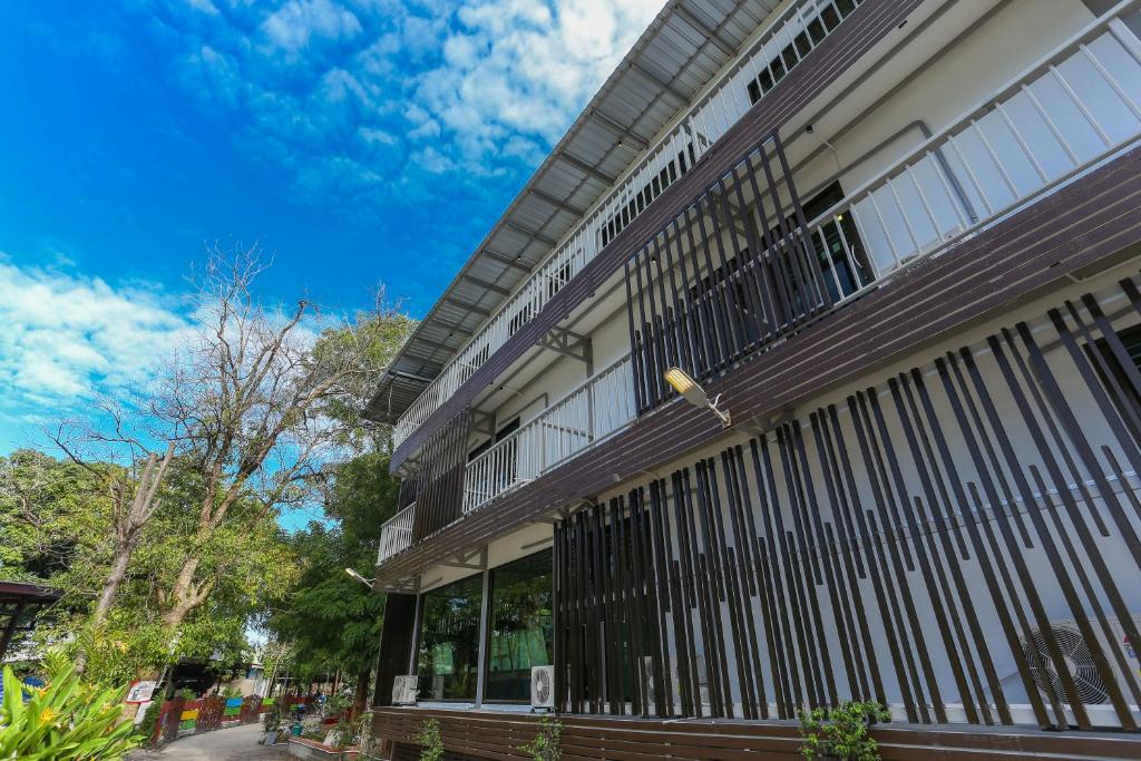 Satun Hostel | A Plus Hotel