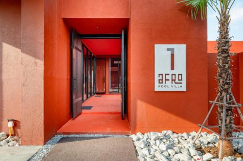 Saen Suk Villa | Afro Pool Villa Bangsean 01
