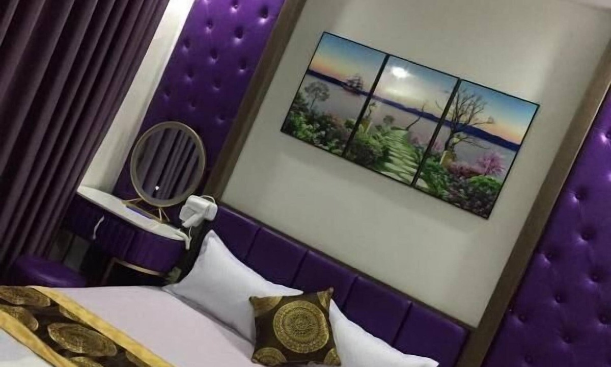 Cong Vi Hotel | Anh Sao Hotel by Bay Luxury