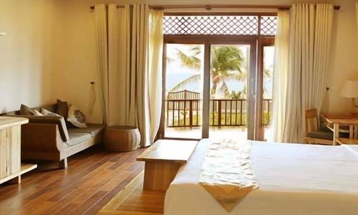 Phan Rang Hotel | Aniise Villa Resort