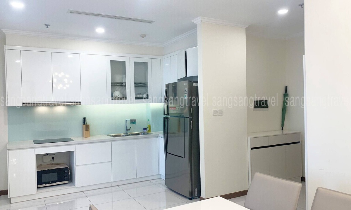 Hang Xanh Apartment | Apartment on the 35th floor of Landmark Plus Vinhomes Central Park
