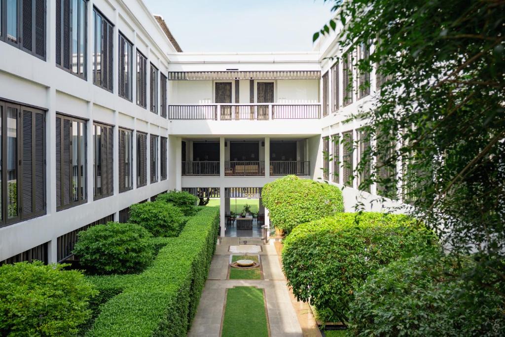 Chang Khlan Hotel | Aruntara Riverside Boutique Hotel