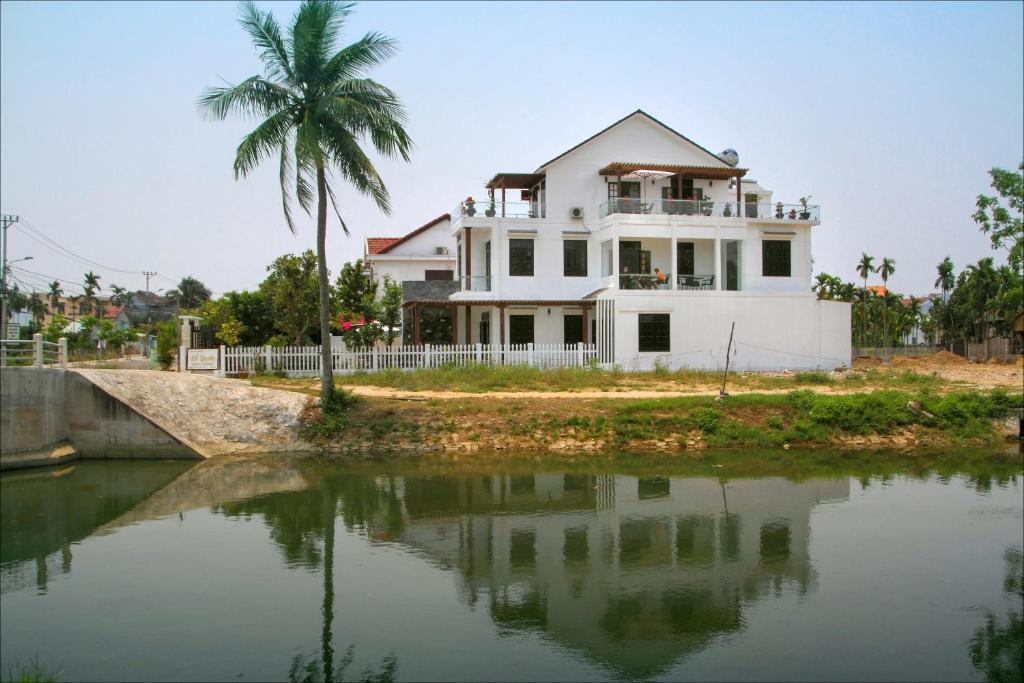 Cam Chau House | Azalea Homestay