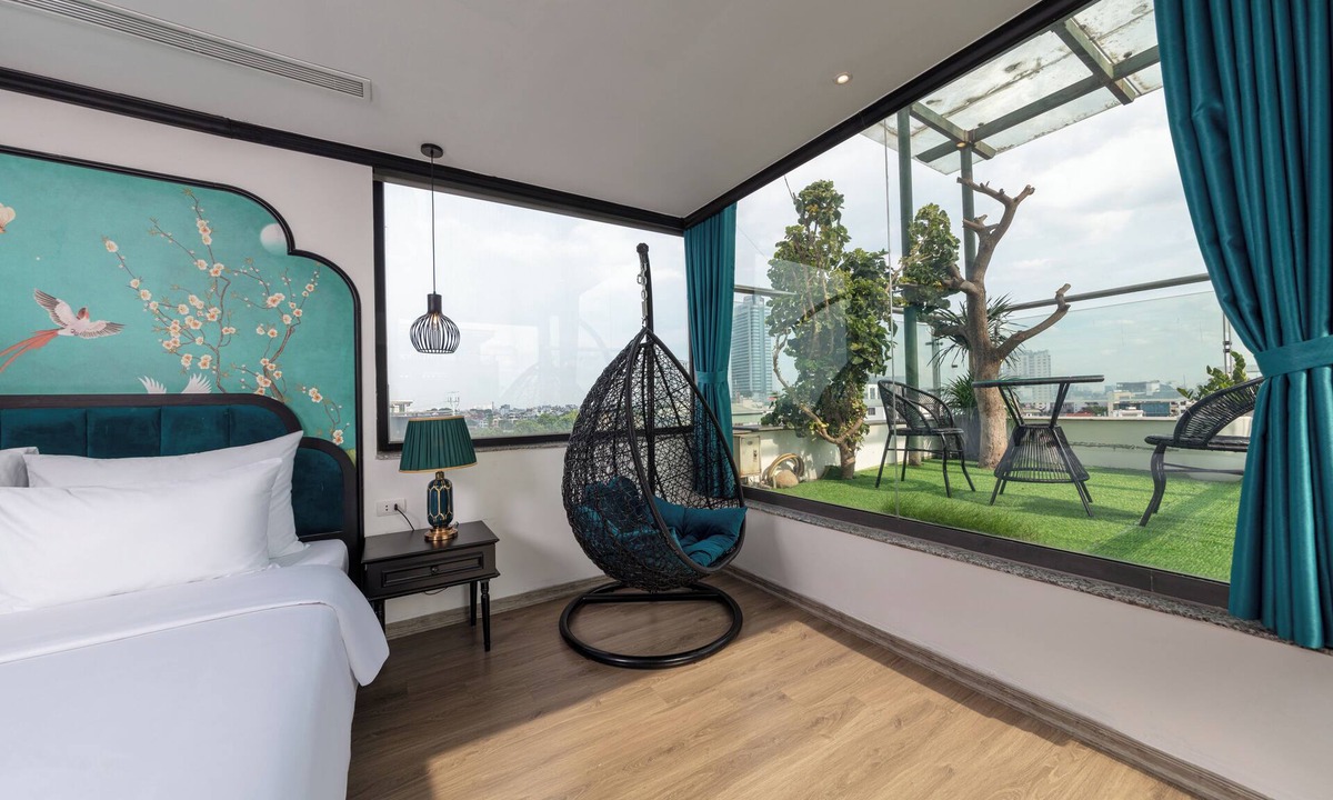 Truc Bach Hotel | Azen Lakeside Hotel & Travel