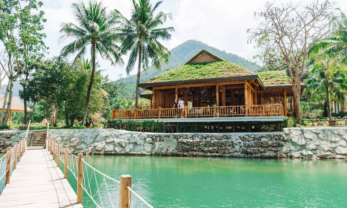 Ninh Hoa Hotel | Ba Ho Eco Beat