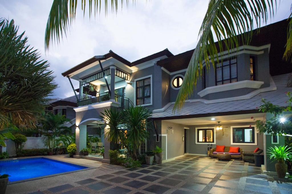 Krabi Villa | Baan Santhiya Private Pool Villas - Resort style service with Free Beach Shuttle