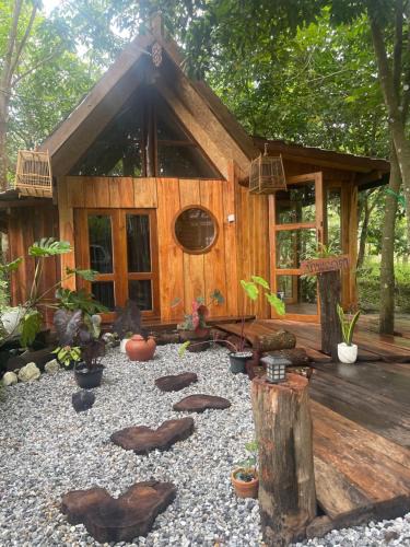Bung Khong Long House | Baancherda