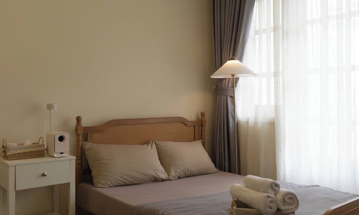 Ben Nghe Apartment | balcony Studio