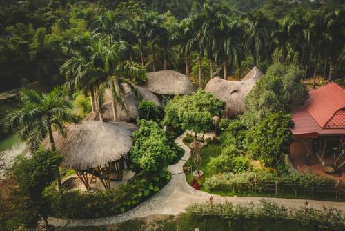 Luong Son Ski Chalet | Bamboo Hill