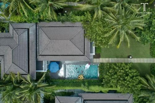 Ngu Hanh Son Villa | Beach Access Luxury 4BR Private Pool Villa at Premier Village Resort Danang