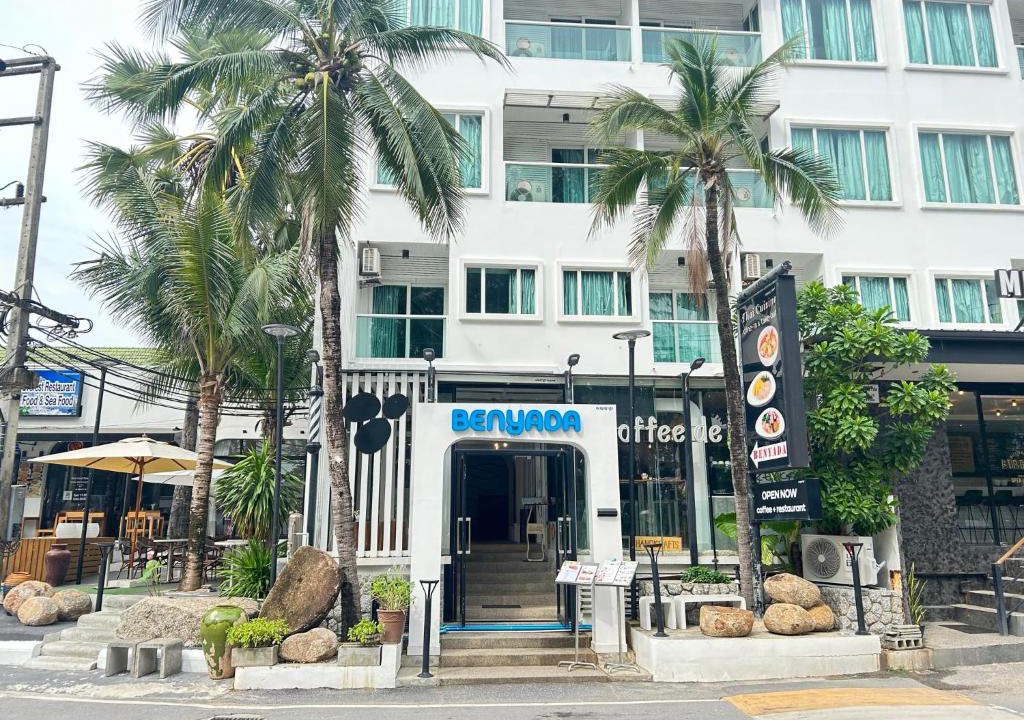 Cherngtalay Hotel | Benyada Lodge - Surin Beach