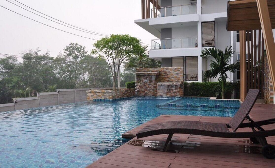 Kathu Condo | Best Value - 4 person 1 bedroom 2 bed Kathu Condo w/Swimming Pool & Gym