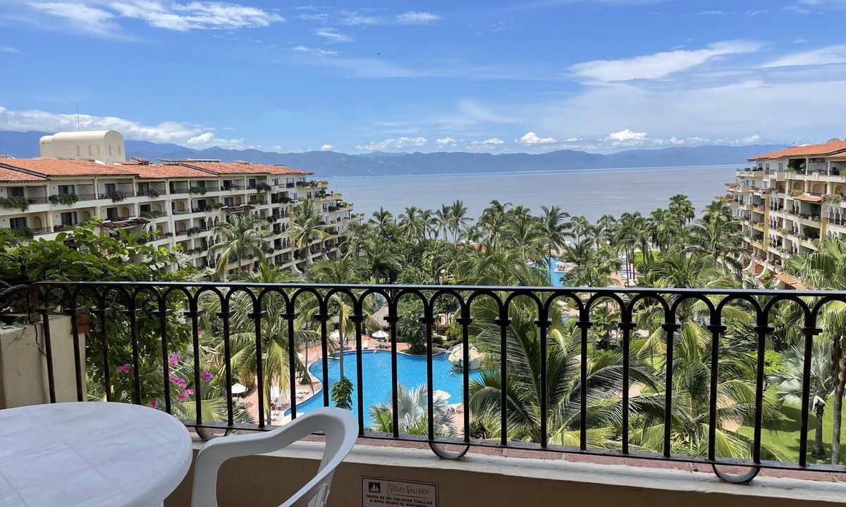 Marina Vallarta Condo | brand-new SUMMER RATES starts from APRIL 20th TILL OCT 31th only 195 A NIGHT