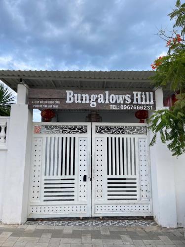East Ham Tien Beach Hotel | Bungalows Hill Mũi Né