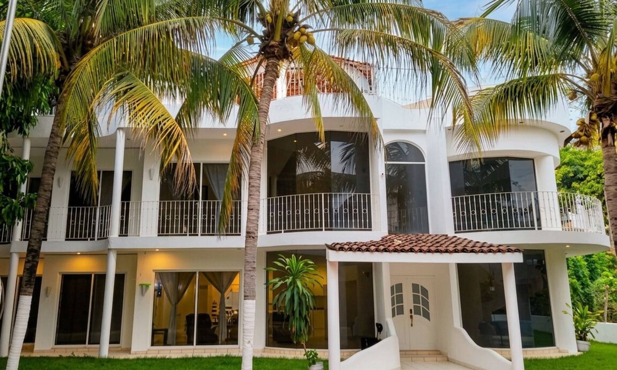 Chacala House | Casa Blanca Chacala: 4BR Oasis w/Private Pool & Only Steps To The Beach