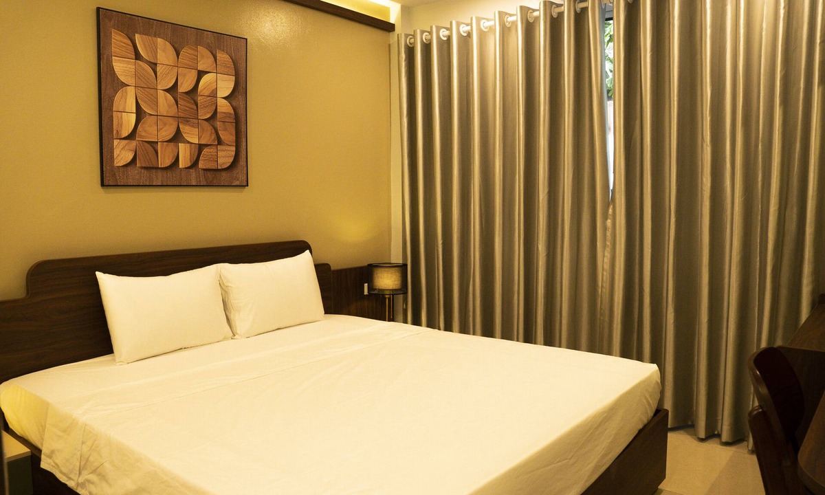 Hang Bac House | Central Old Quarter 2BR | Street - facing room | Balcony | Bamboura Home