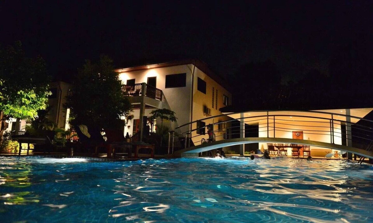 Chakphong Villa | CET Resort & Rayong Padelcenter