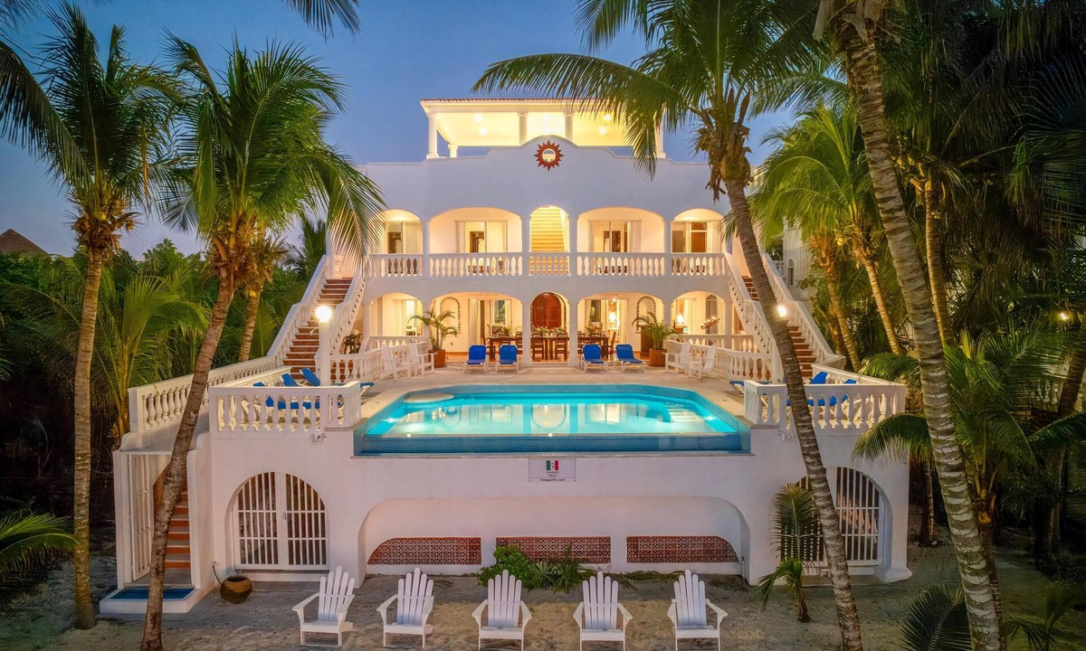 Costa Maya Villa | Chango Villa - Ocean Front - Private Beach - 7 Bedrooms - Scuba Diving