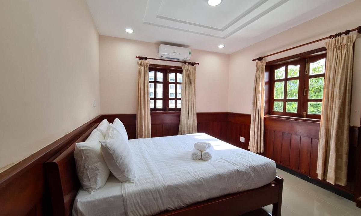 Con Son Hotel | Con Dao Tan Son Nhat Hotel