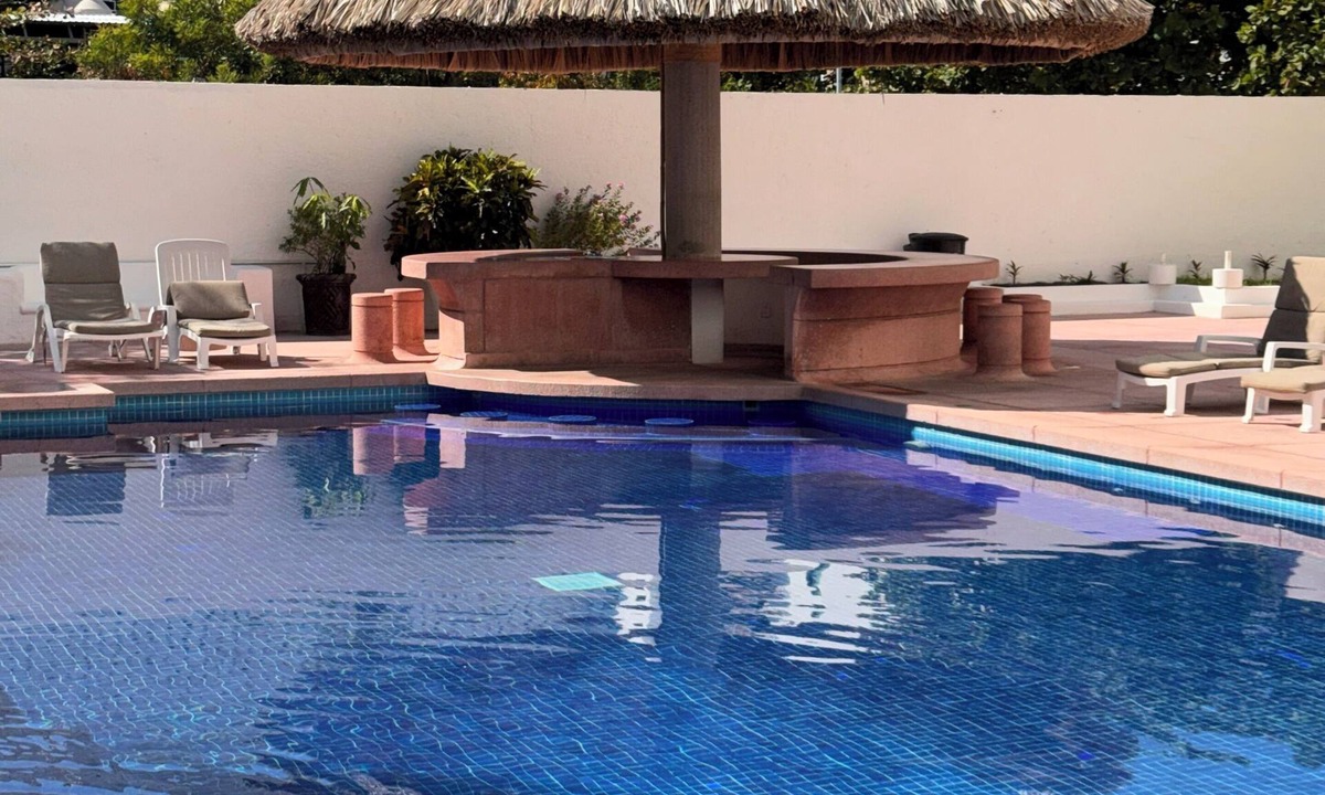 Club Deportivo Apartment | Costera Acapulco, Zona Dorada, Spacious Apartment 300 mts from the sea