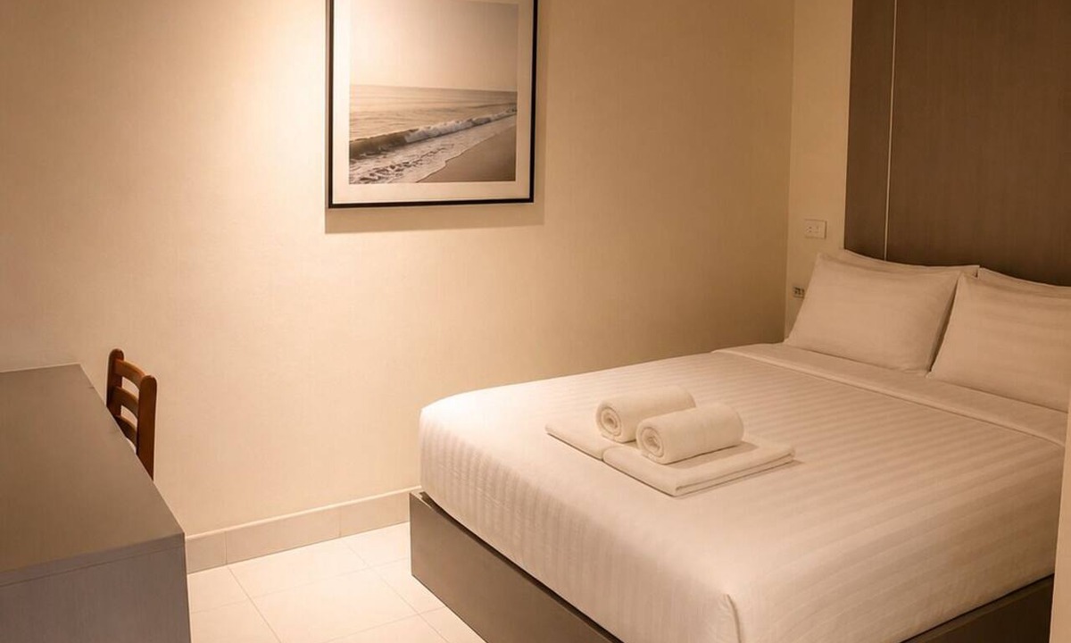 Kata Bed & Breakfast | Cozy 1-bedroom bed & breakfast in lovely Tambon Karon with AC No window.