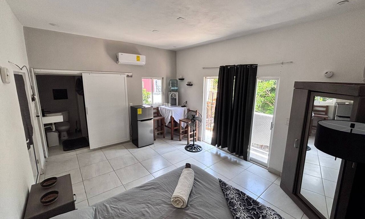 Quimixto Apartment | Cozy 1-bedroom studio in soothing Quimixto with AC