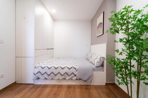 Tan Thuan Tay Apartment | cozy home