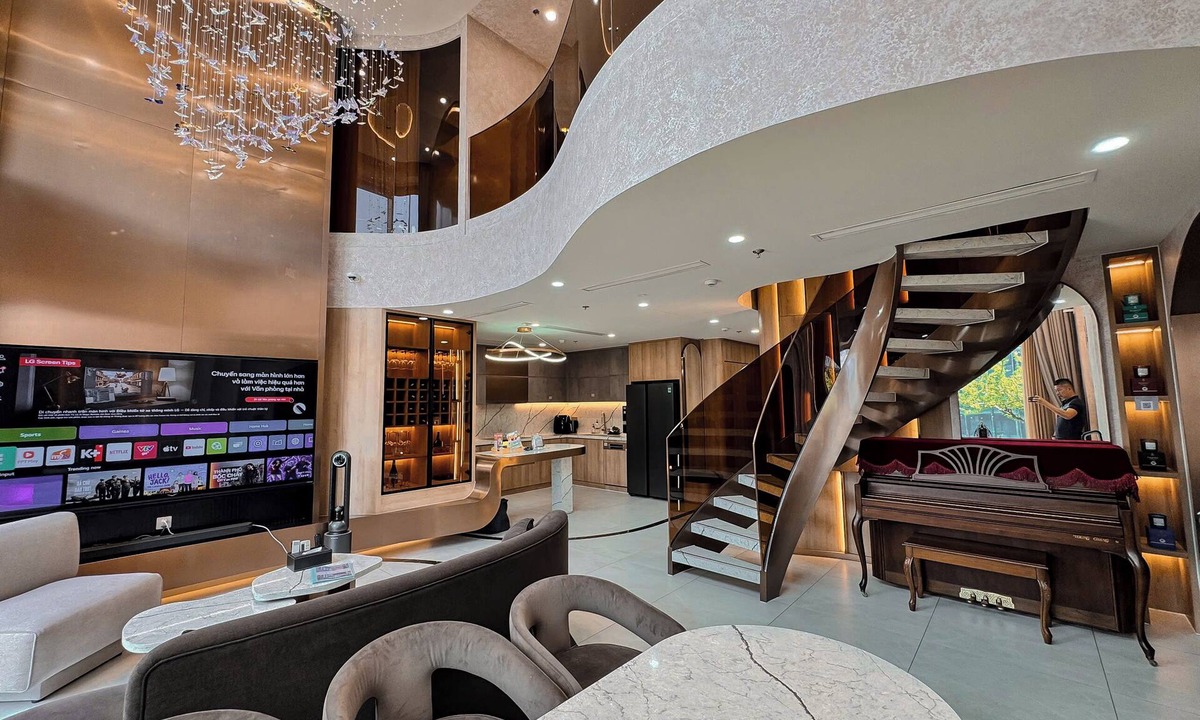 Thu Thiem Apartment | Duplex Penthouse - River Bridge View in City Center, Thu Thiem, Ho Chi Minh City