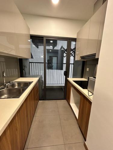 Tan Thuan Tay Apartment | Eco Green Modern Apartment