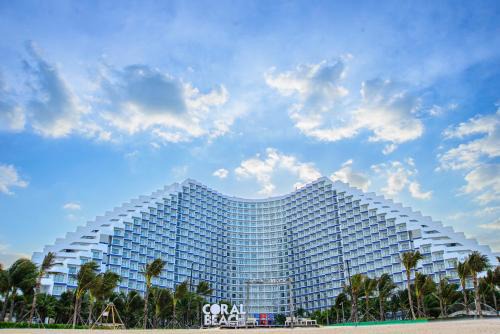 Khanh Hoa Apartment | Elite Oceanfront Apartment - The Arena Sea and Sand Tower