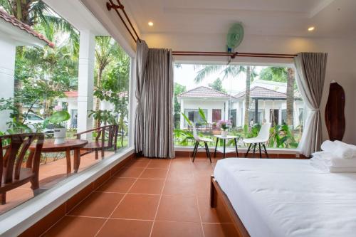 Duong Dong Hotel | Emma Bungalow