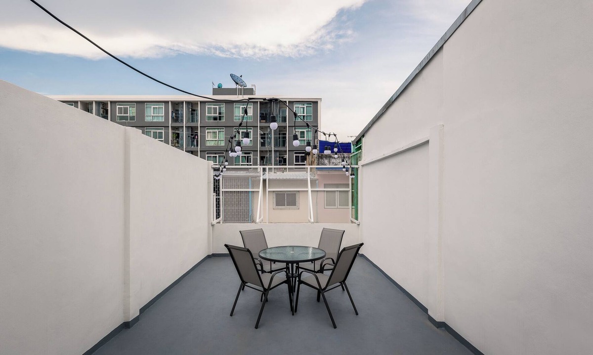 Phra Khanong House | Entire townhouse in Khet Phra Khanong, Thailand
