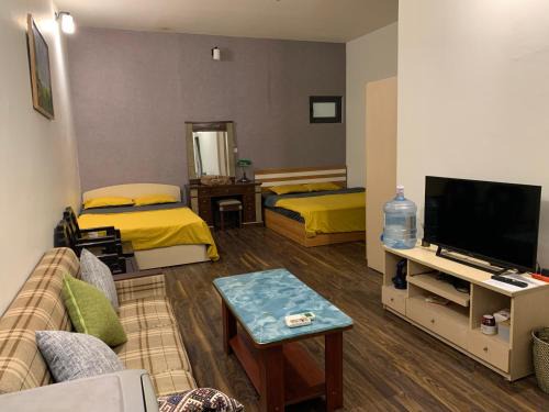 Hang Dao House | Fam Friendly-Center Old Quater-Super Location 48BN