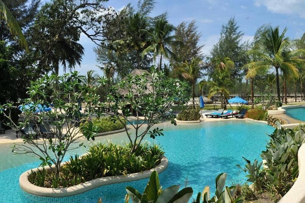 Khuk Khak Beach Resort | Family Deluxe Resort Stay AR#7