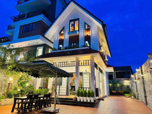 Phuong Villa | FREELANCE - Huy Ngân Villa