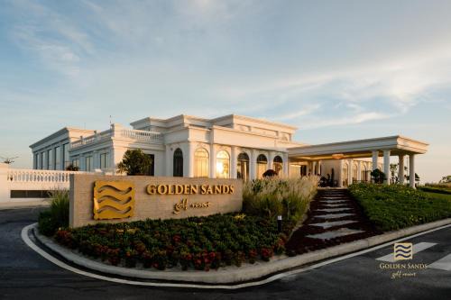Phu Vang Hotel | Golden Sands Golf Resort