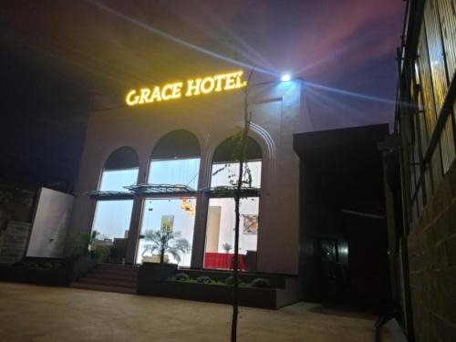Dak Mil Hotel | Grace hotel - dakmil