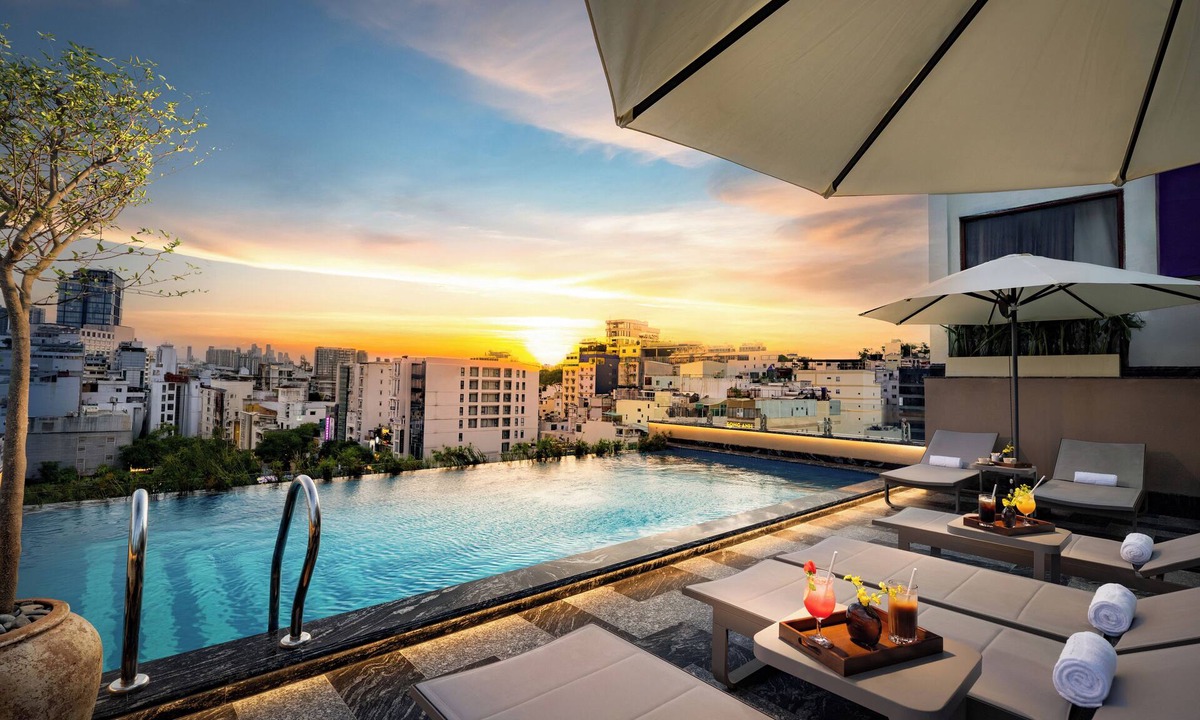 Downtown Ho Chi Minh City Hotel | GRAND HOTEL du LAC Boutique Saigon