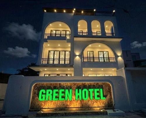 M'Drak Hotel | Green Hotel