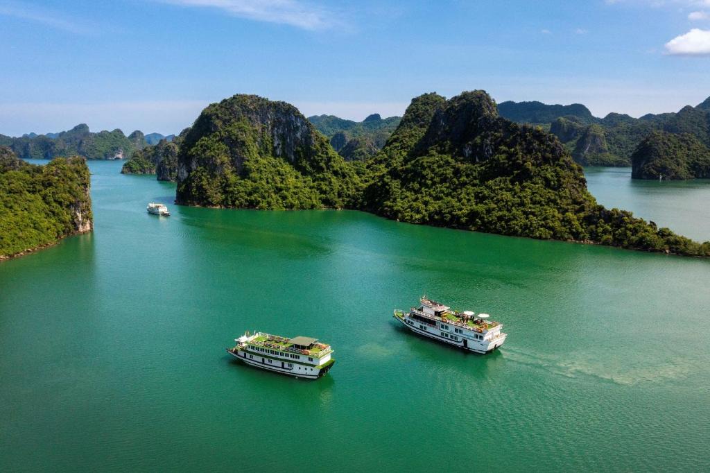 Ha Long Hotel | Ha Long Authentic Boutique Cruise