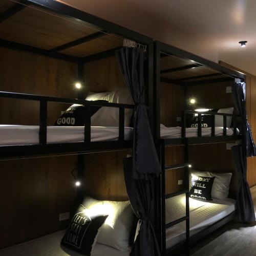 Yen Phu Hostel | Hanoi Dormiam - Wonderful Sightseeing of West Lake