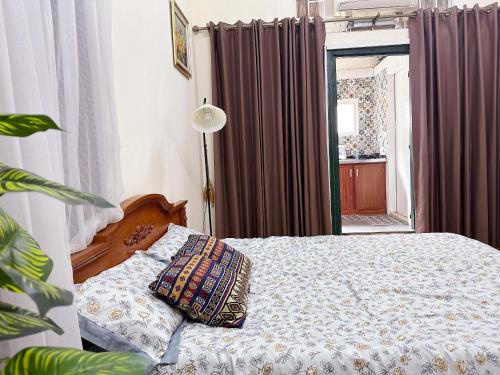 Hang Bai Apartment | Hanoian Old Style Apt 300m to Hoan Kiem Lake
